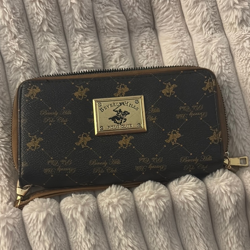 Beverly Hills Polo Club Black Wallet with Gold Details